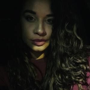 Meet your Posher, Nikki